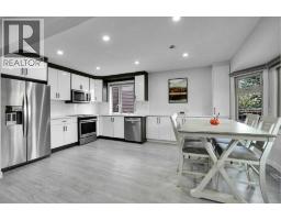 Kitchen - 4304 44 Avenue Ne, Calgary, AB T1Y3E3 Photo 13
