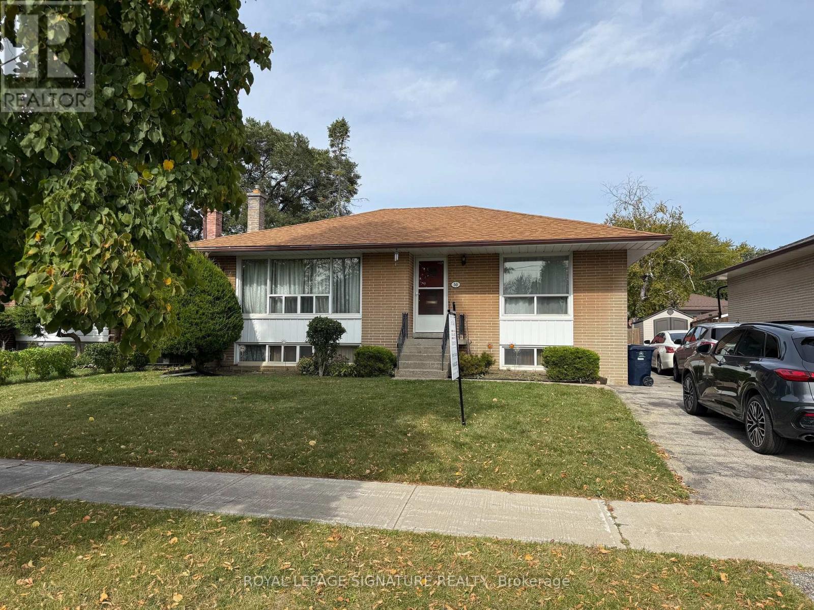 16 Hoshlega Drive, Toronto, ON