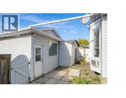 921 Erin Woods Drive SE - photo 28