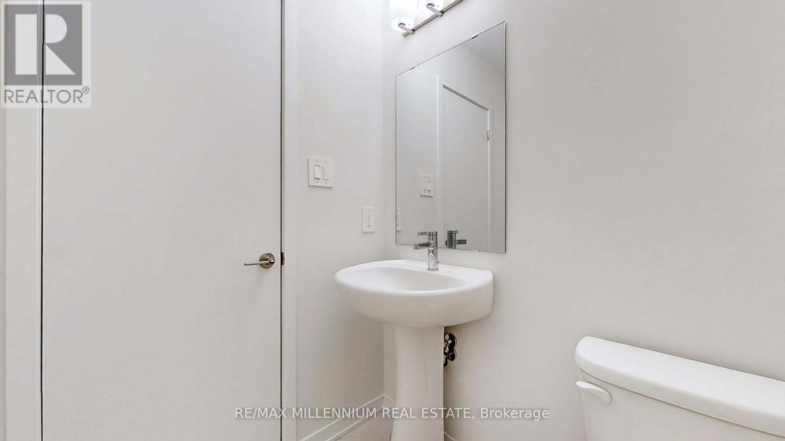 31 Honeycrisp Crescent — photo 17