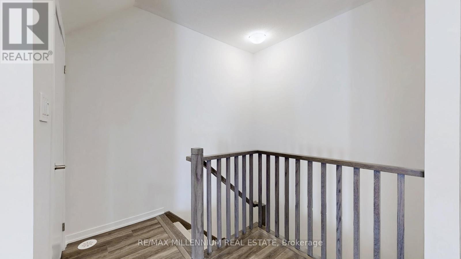 31 Honeycrisp Crescent — photo 19