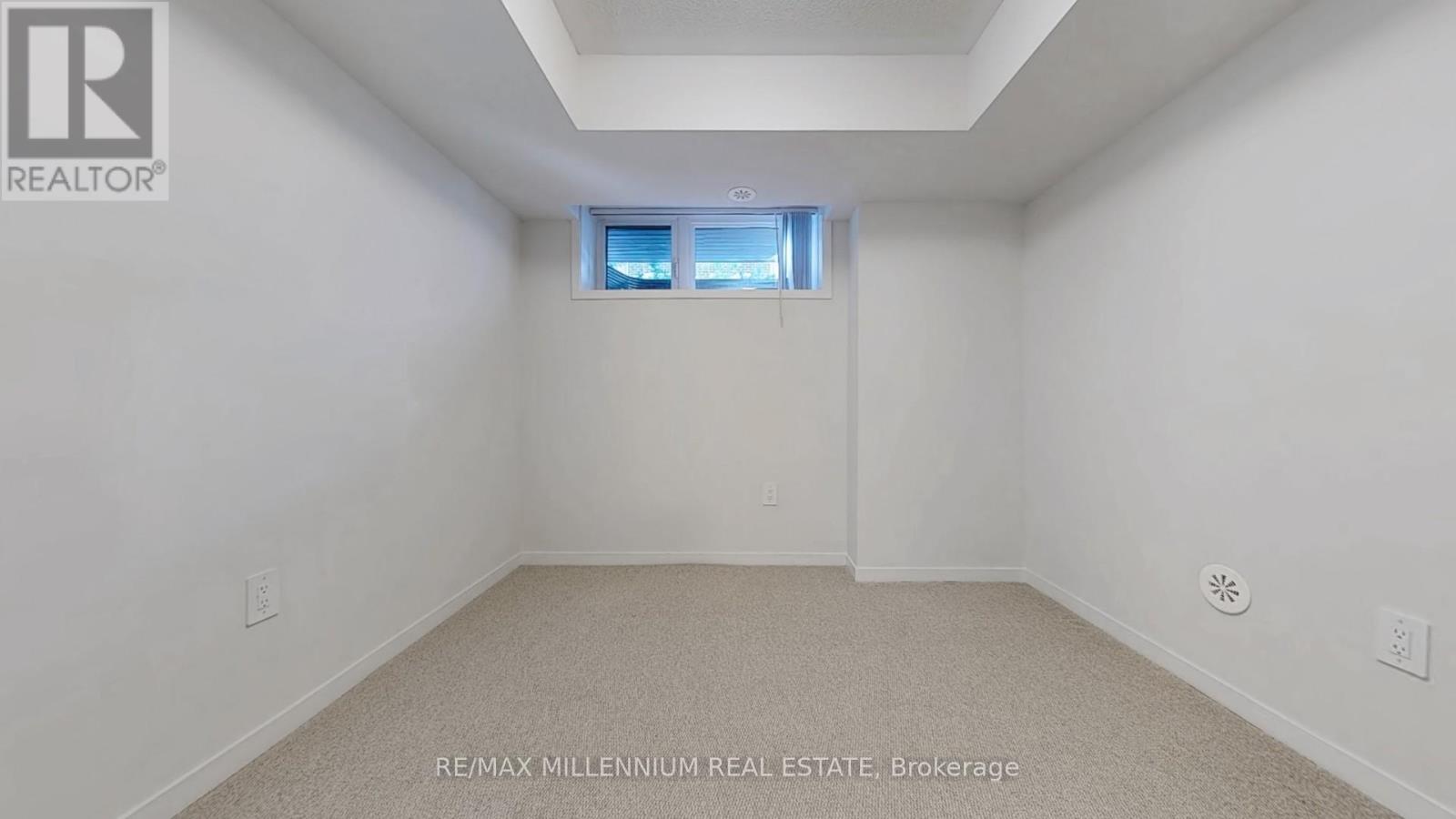 31 Honeycrisp Crescent — photo 21