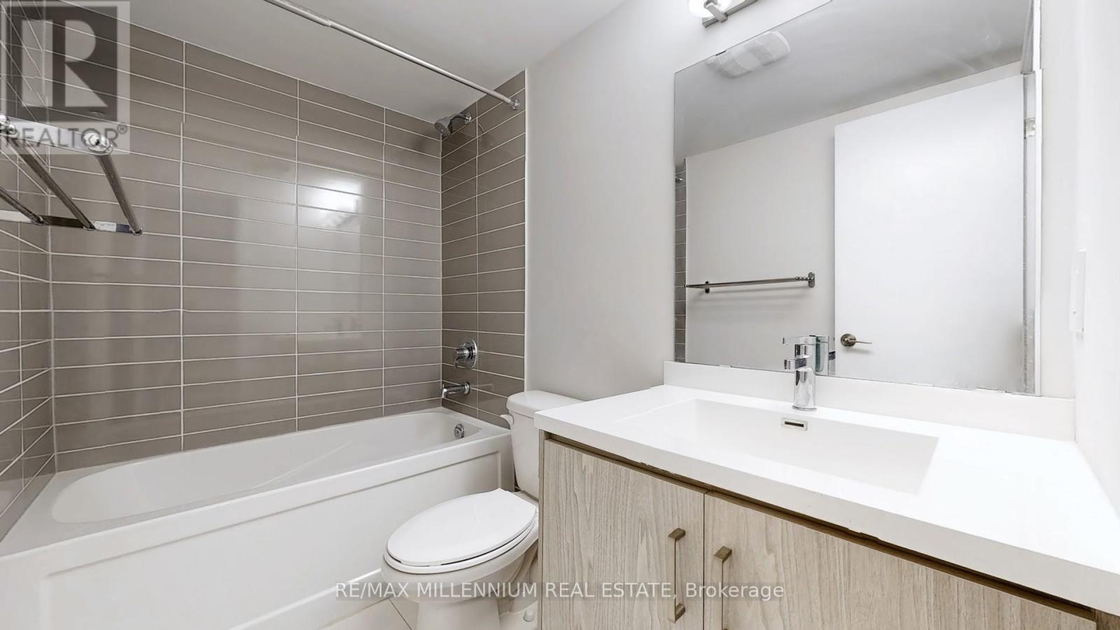31 Honeycrisp Crescent — photo 29