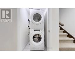 64 - 31 Honeycrisp Crescent, Vaughan, ON L4K0N6 Photo 31