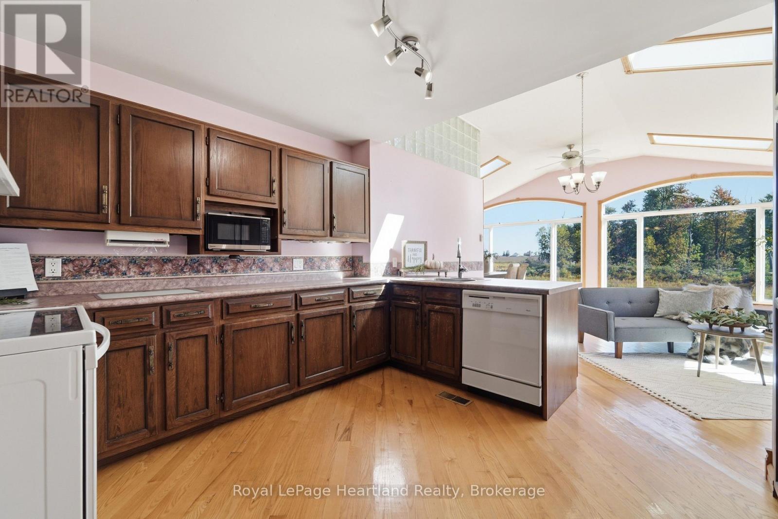73010 GOSHEN LINE, Bluewater (Hay) — photo 11