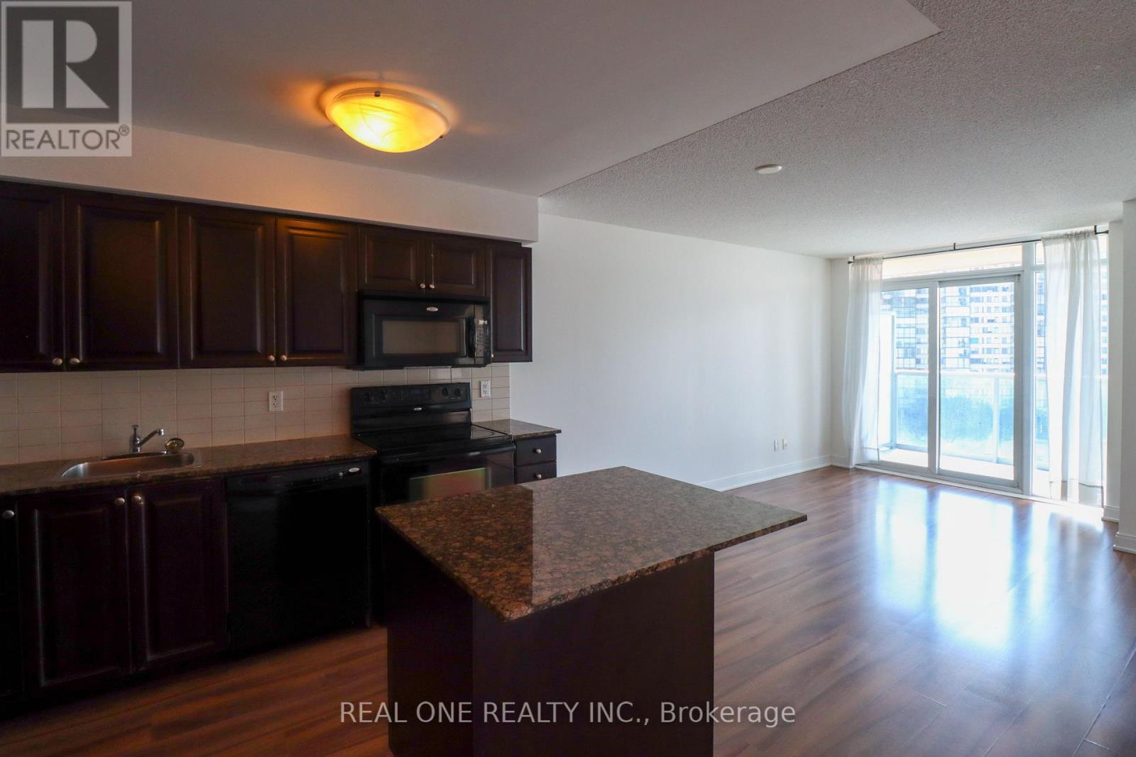 801 - 330 BURNHAMTHORPE ROAD W, Mississauga (City Centre) — photo 6
