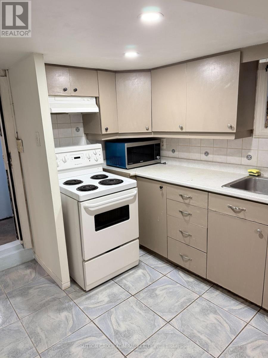 MAIN - 241 DUNRAVEN DRIVE, Toronto (Keelesdale-Eglinton West) — photo 9