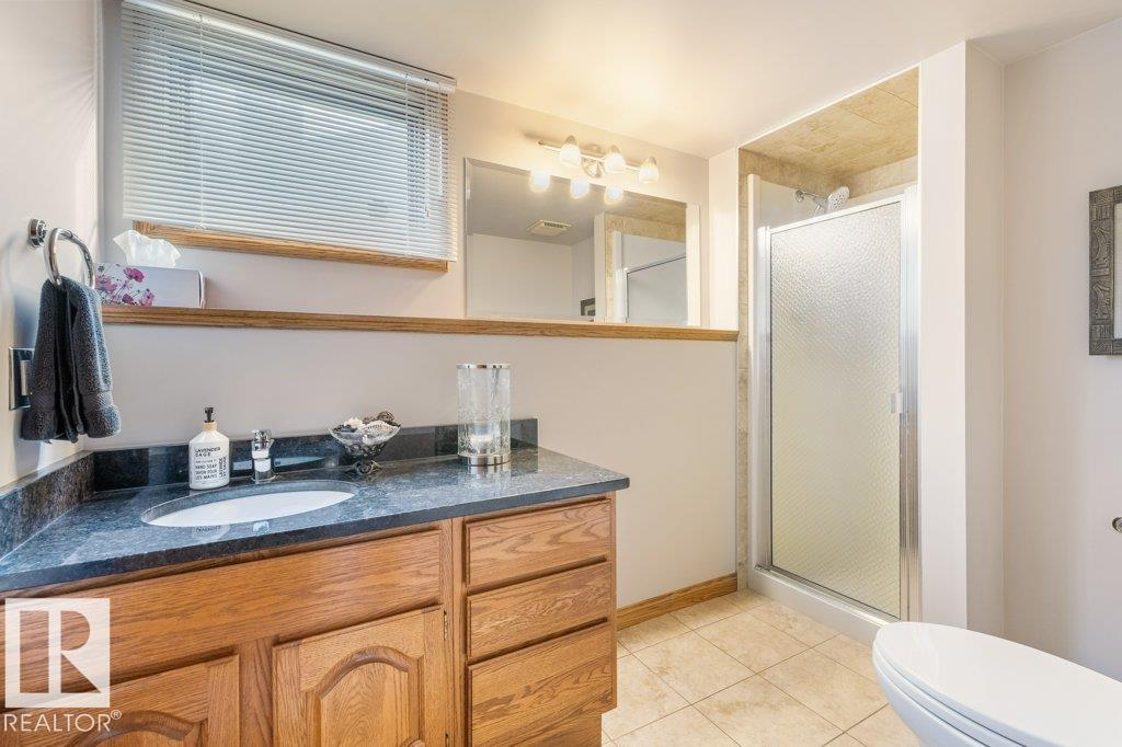 21 Lorne Crescent, Lacombe Park — photo 30 of 30: Property photo