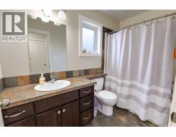 422 11 Street, Nobleford, AB T0L1S0 Photo 17