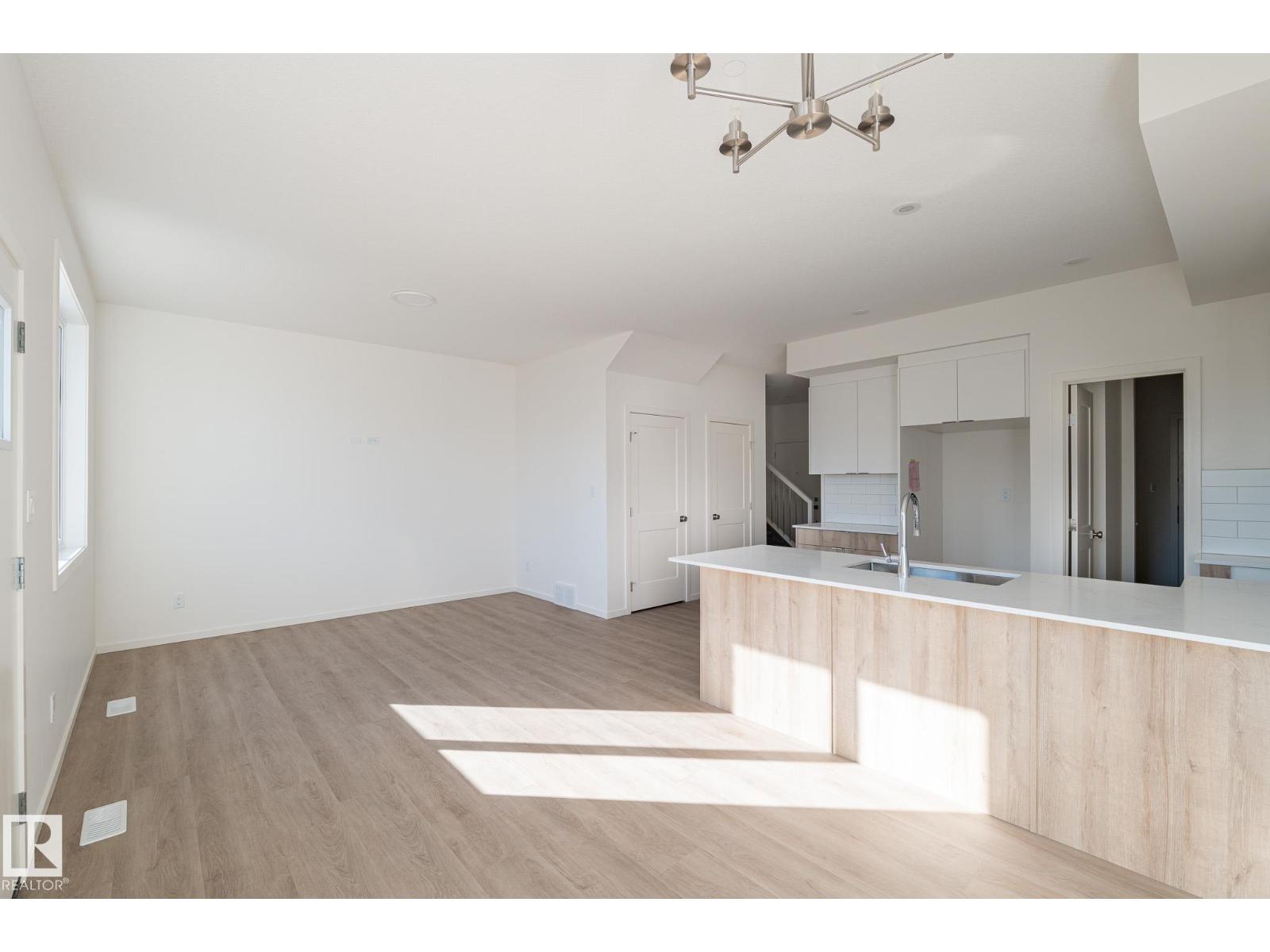 7694 174A Avenue NW, photo 21