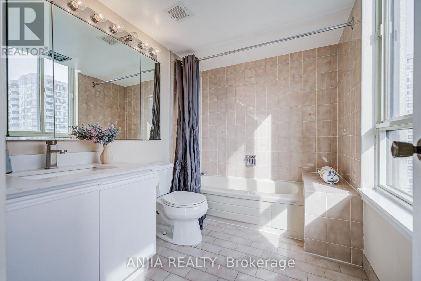 -275 Bamburgh Circle — photo 17