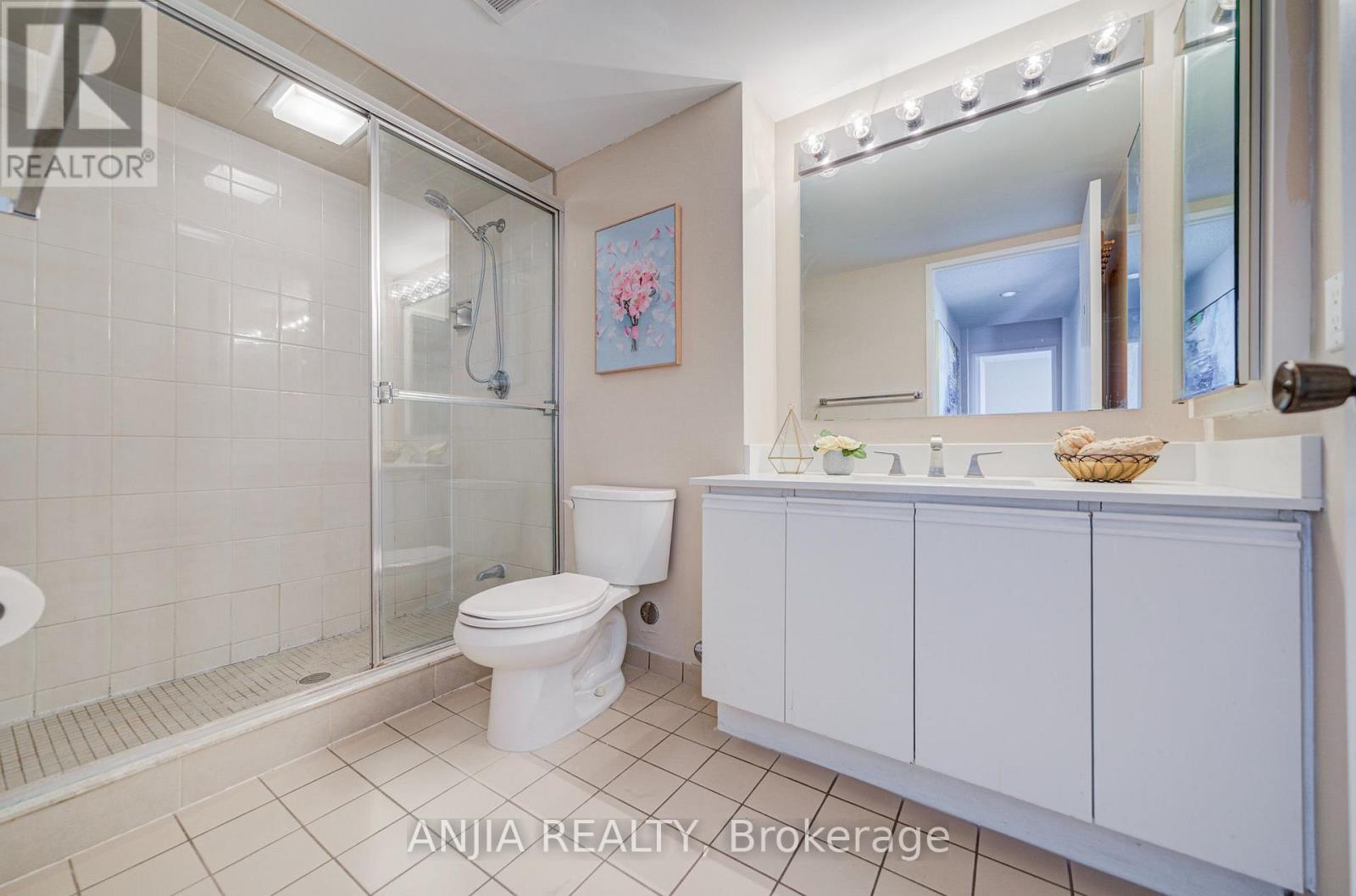 -275 Bamburgh Circle — photo 22