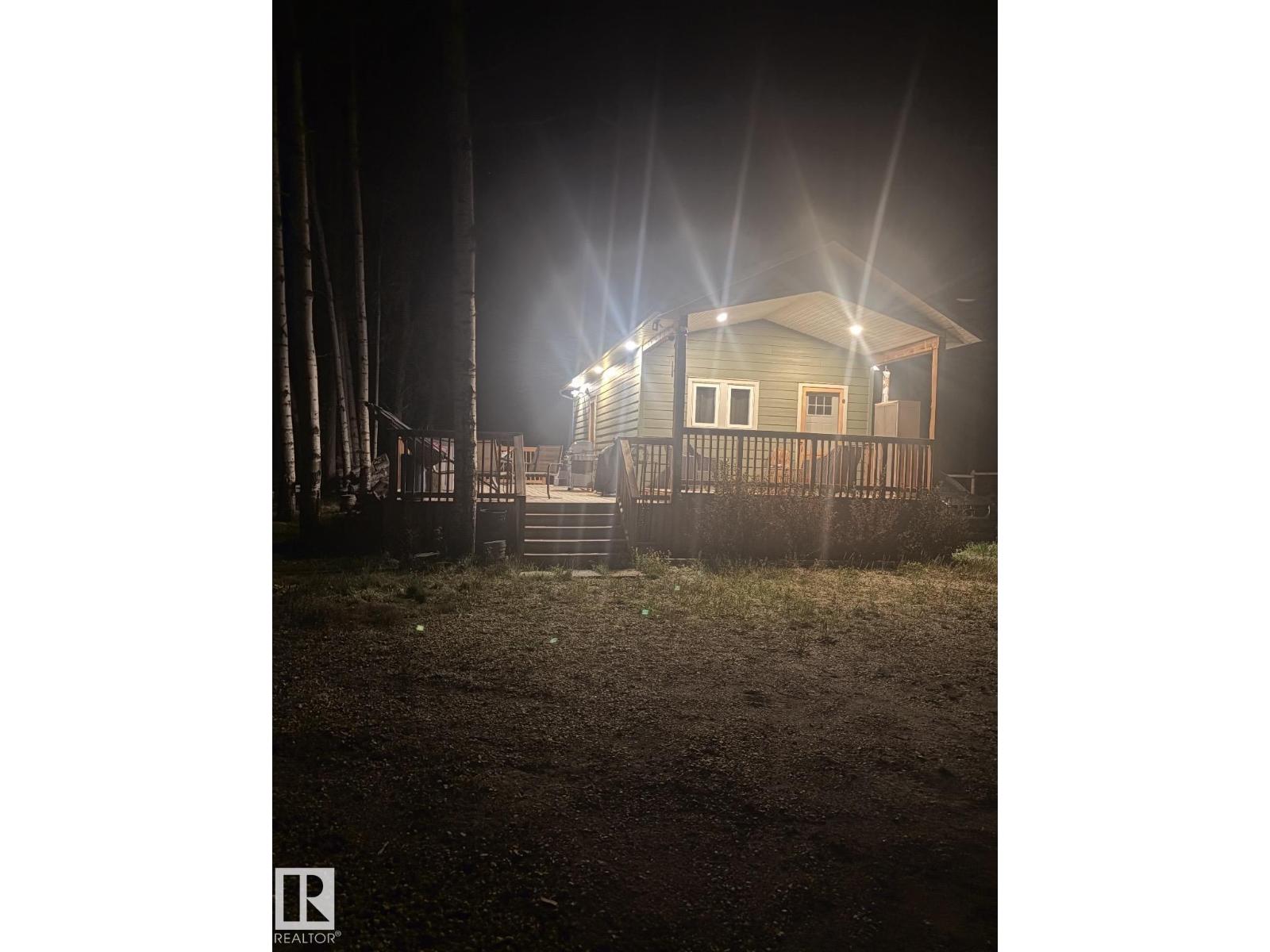 112 9002 Hwy 16 - 36