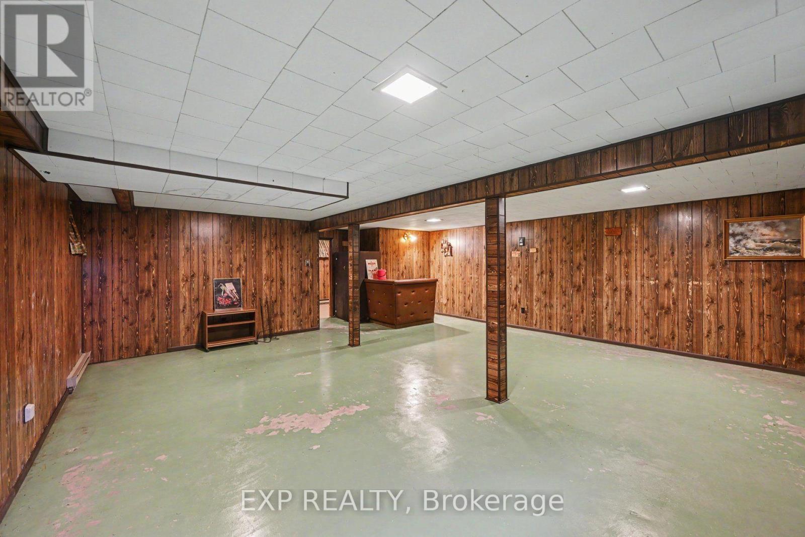 233 CLAYTON ROAD - 18