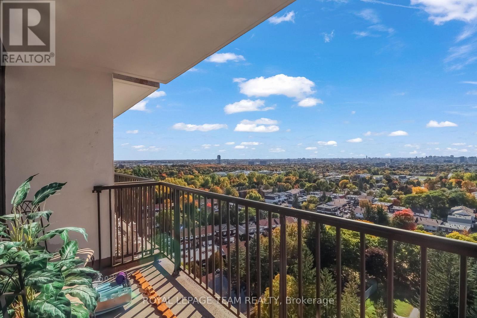 #1804 665 BATHGATE DRIVE - 30
