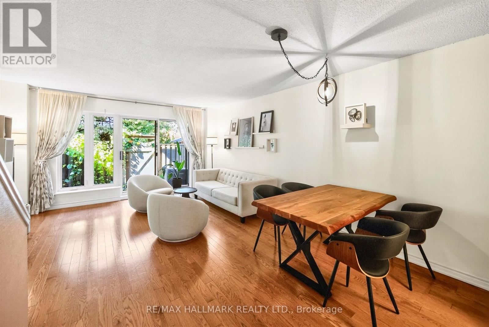 30 Livingston Road — photo 8