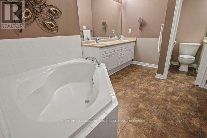 28 - 1574 RICHMOND STREET, London North (North G) — photo 11
