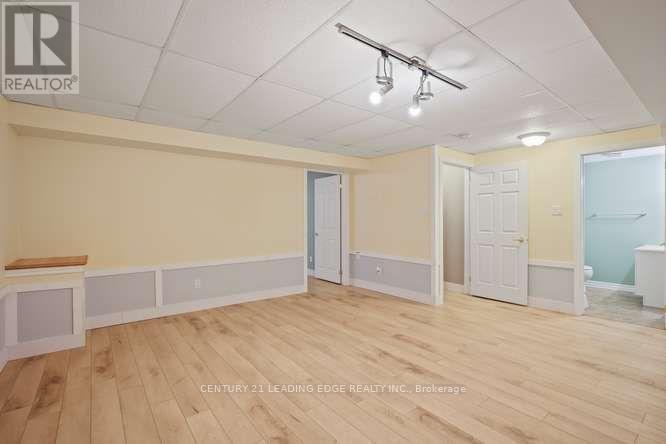 28- 1574 Richmond Street, London North, ON photo 32