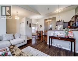 202 Silkstone Road W - photo 5