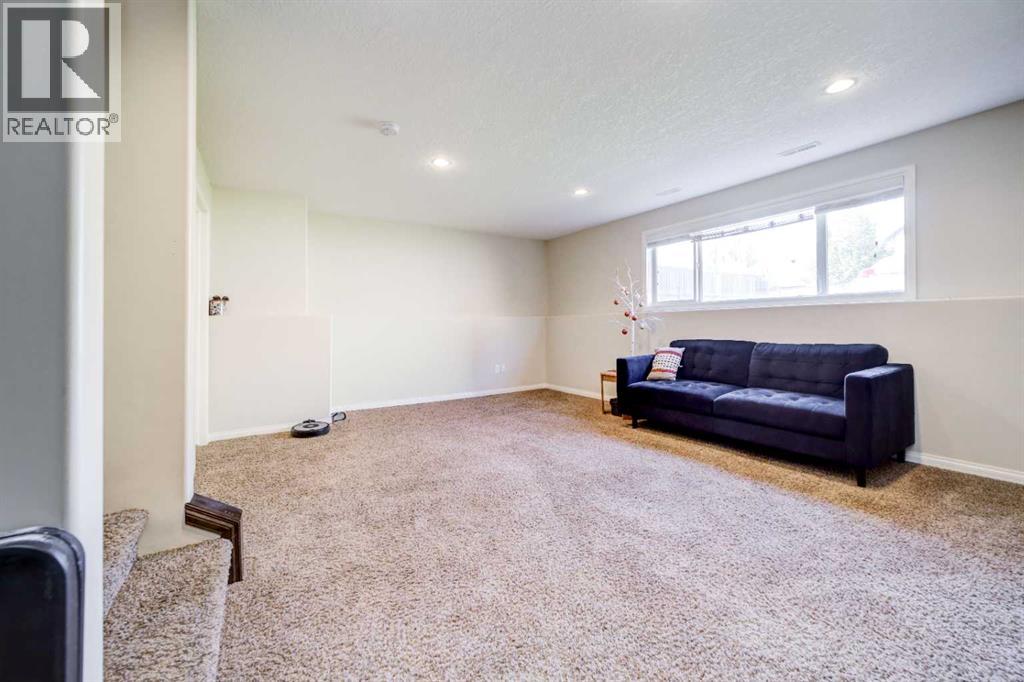 202 Silkstone Road W - 14