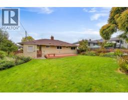 3213 Aldridge St, Saanich, BC V8P4L7 Photo 23