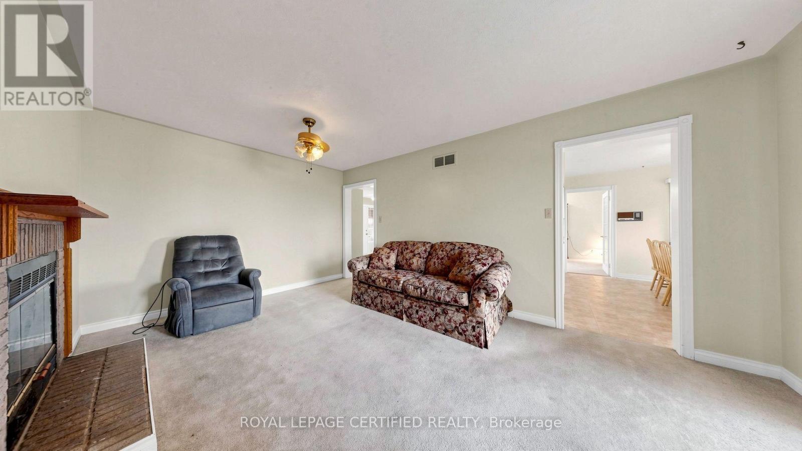 2 GRES COURT - 10