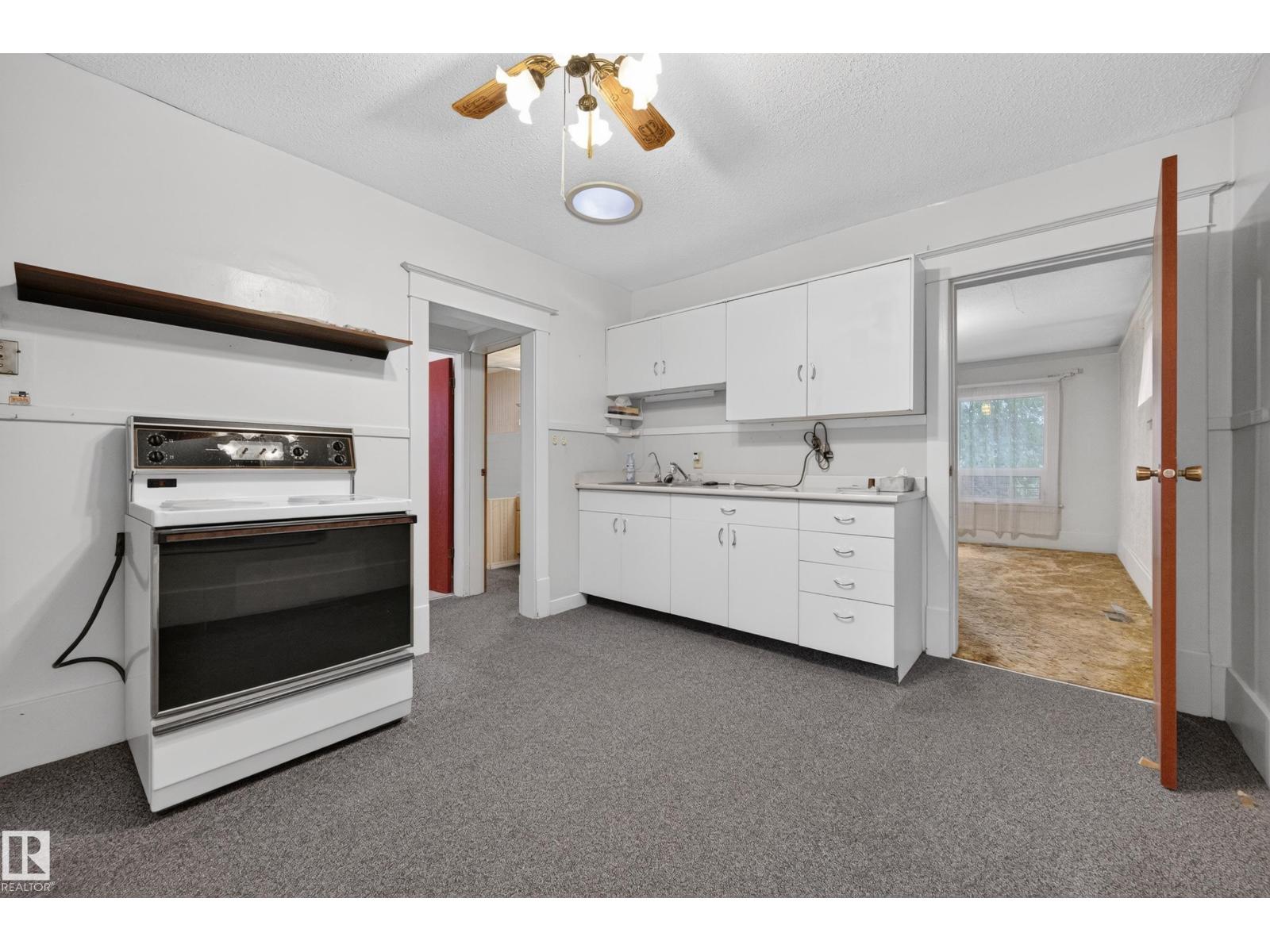 12736 116 ST NW - 29