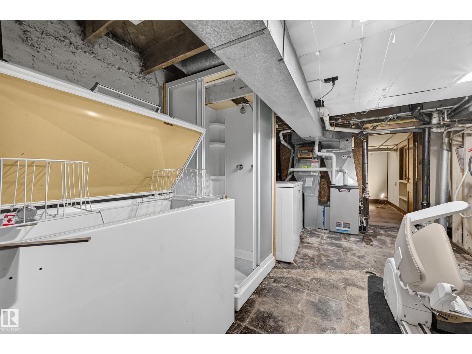 12736 116 ST NW - 40