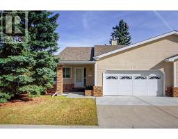 164 Strathaven Circle SW - photo 2