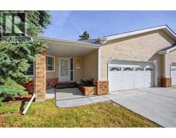 164 Strathaven Circle SW - photo 1