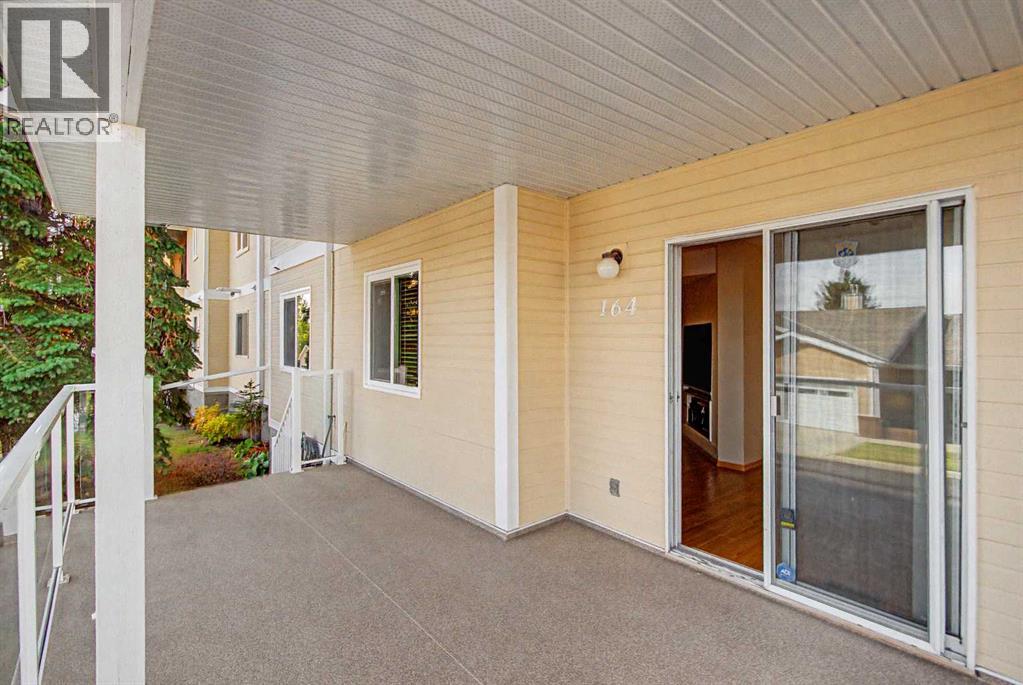 164 Strathaven Circle SW - 28