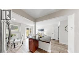 304 Bluevale Street Unit# B, Waterloo, ON N2J4G3 Photo 13