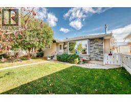 1040 Motherwell Road NE - photo 2
