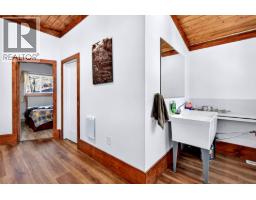 4pc Bathroom - 9524 Tranquille Criss Creek Road, Kamloops, BC V2B6B8 Photo 8
