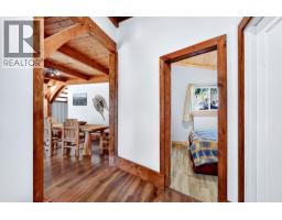 Living room - 9524 Tranquille Criss Creek Road, Kamloops, BC V2B6B8 Photo 10