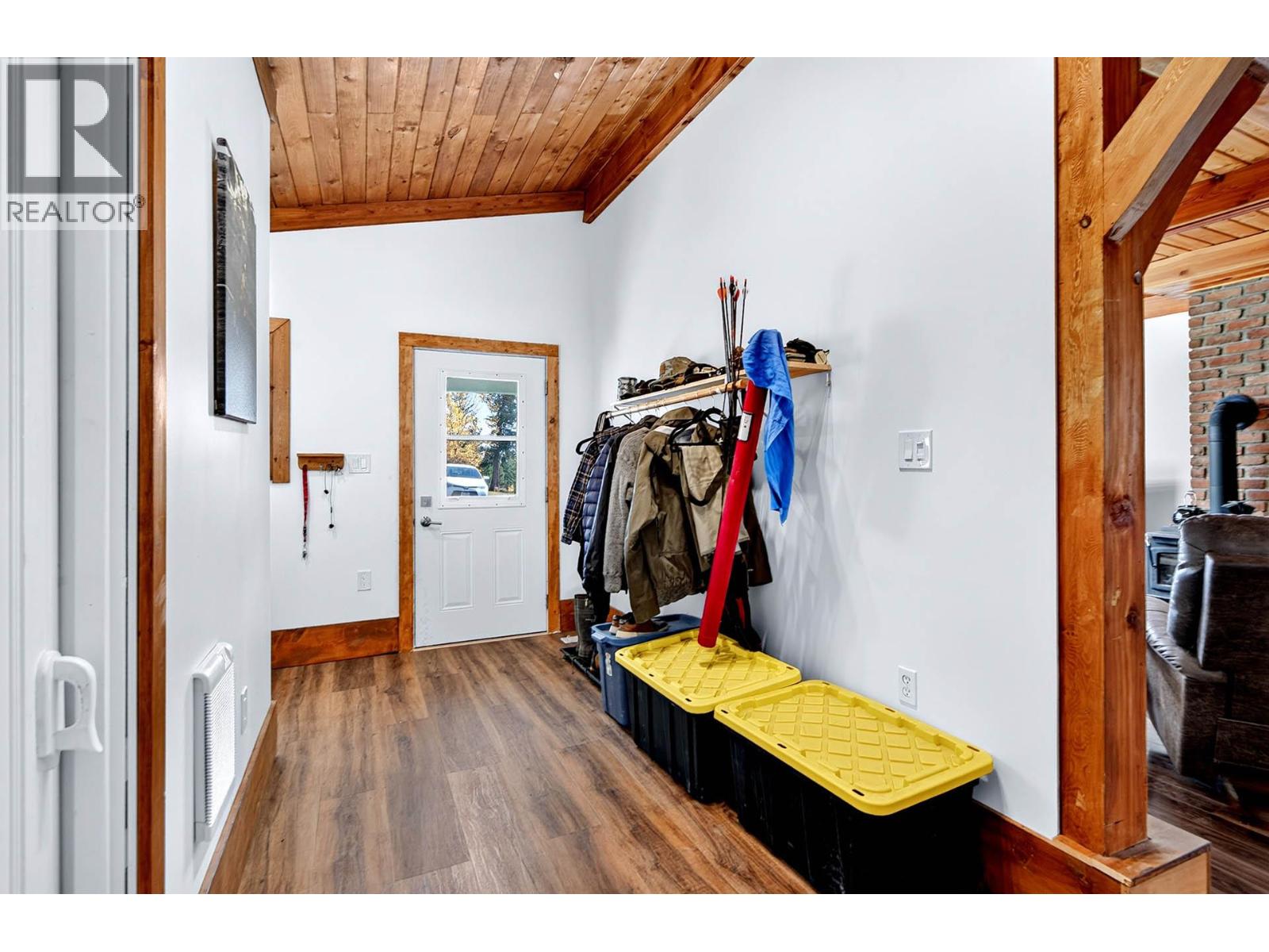 9524 Tranquille Criss Creek Road - 7