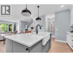 1, 309 12 Avenue NE - photo 12