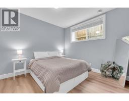 1, 309 12 Avenue NE - photo 40