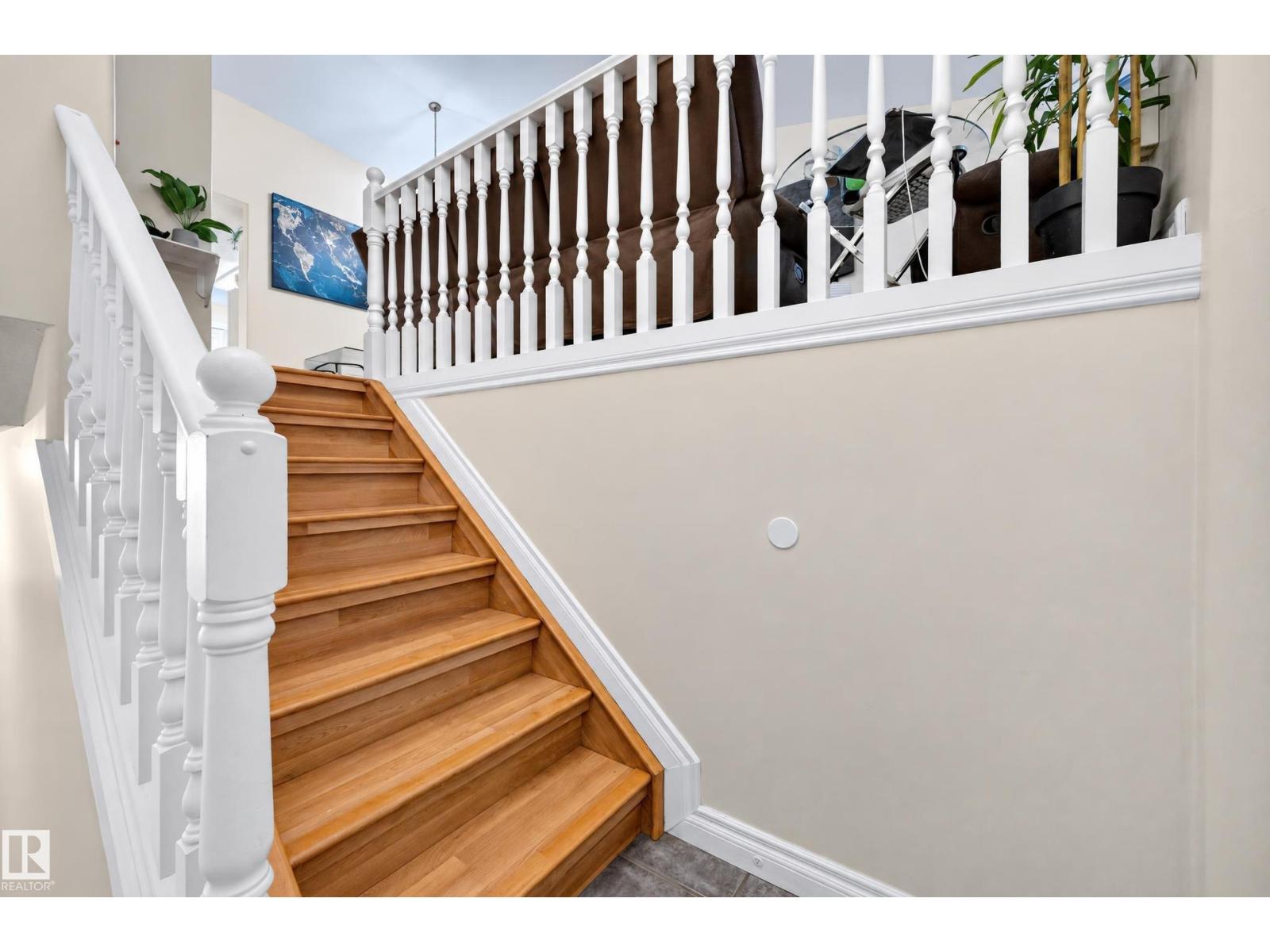 7718 166A AV NW - 11
