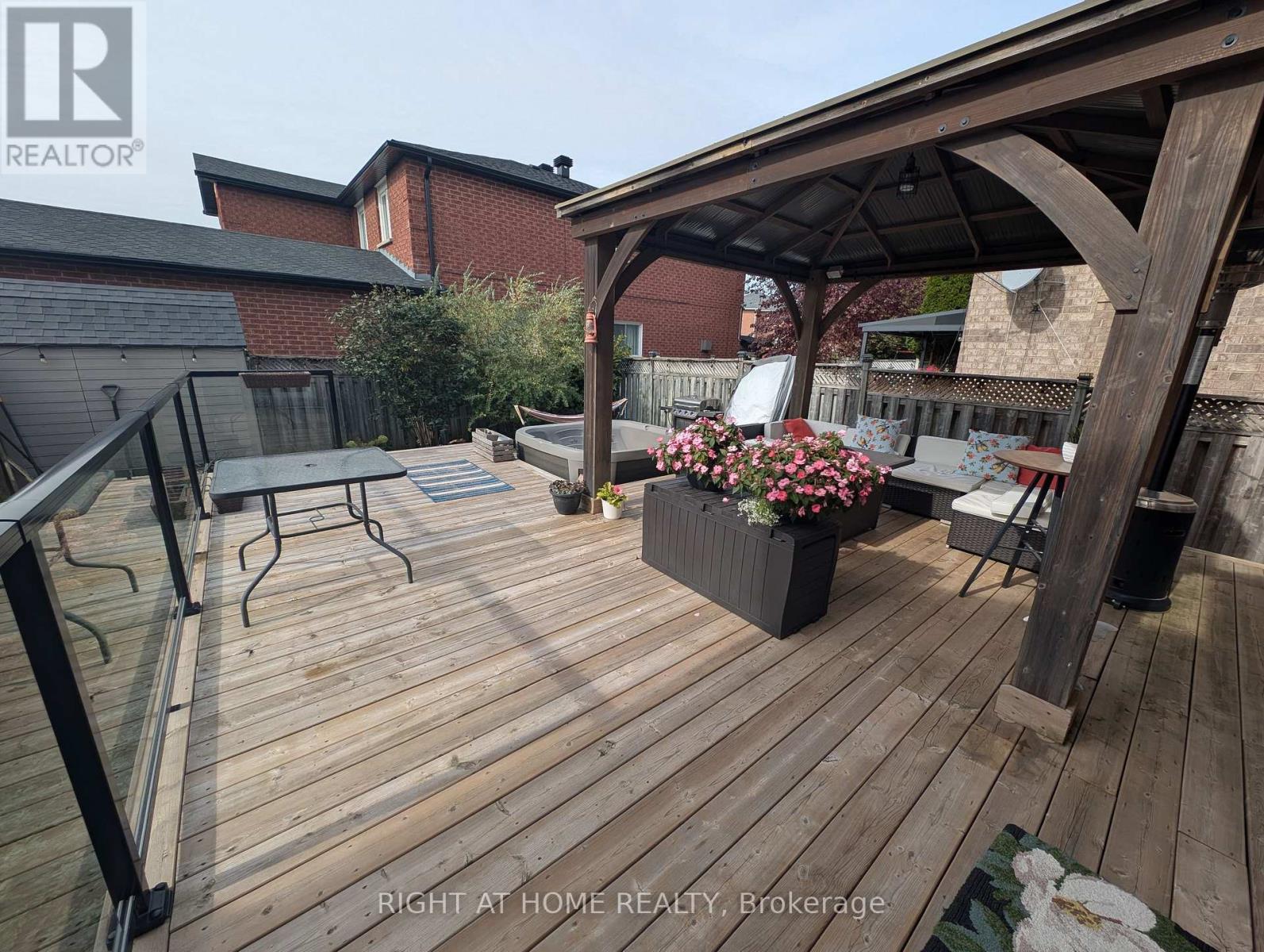 4 BAYEL CRESCENT, Richmond Hill (Devonsleigh) — photo 8