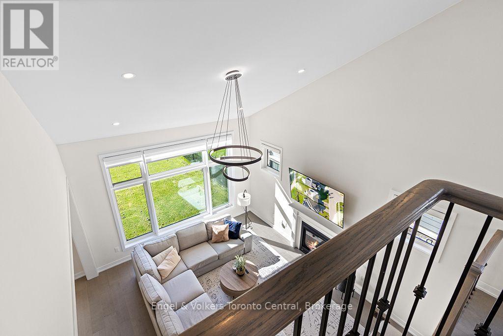 125 Stoneleigh Drive — photo 17