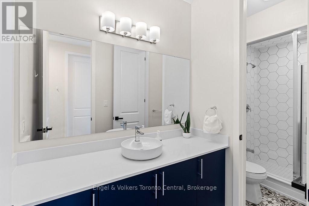 125 Stoneleigh Drive — photo 31