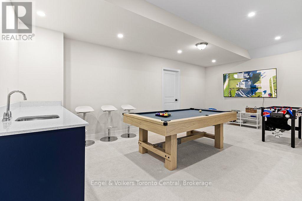 125 Stoneleigh Drive — photo 35