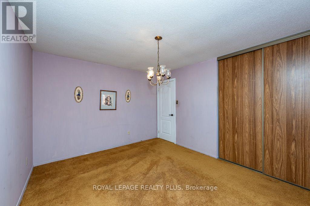 19 Macdougall Drive, Brampton, ON photo 25