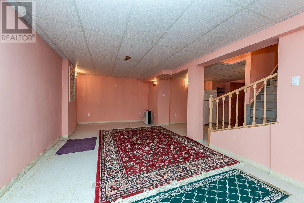 19 Macdougall Drive, Brampton, ON photo 28