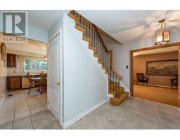 Foyer - 19 Macdougall Drive, Brampton, ON L6S3P4 Photo 6