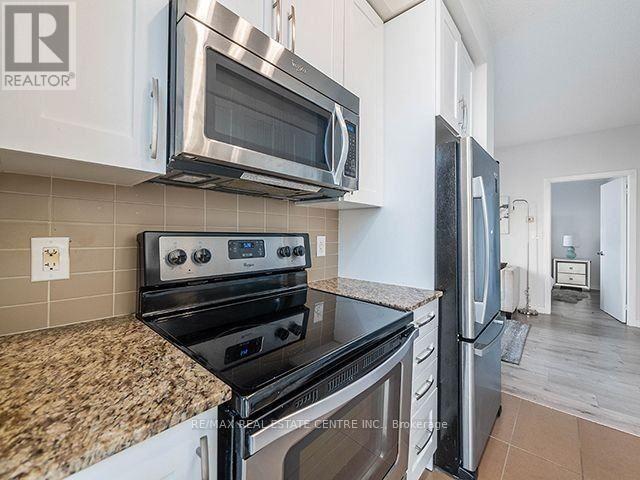 2807- 4070 Confederation Parkway, Mississauga, ON photo 9