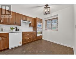 Family room - 15 - 6855 Glen Erin Drive, Mississauga, ON L5N1P6 Photo 8