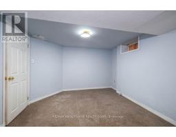 4 Glamis Court, Hamilton, ON L9C6B3 Photo 31