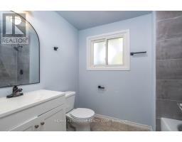 4 Glamis Court, Hamilton, ON L9C6B3 Photo 36